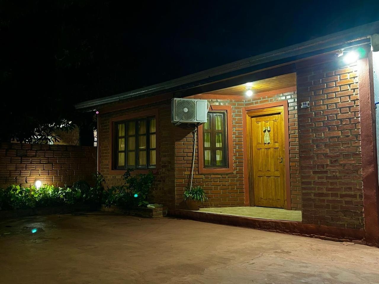 Dona Rosa Villa Puerto Iguazu Ngoại thất bức ảnh